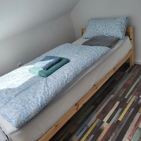 Fredi Apartment, Moderne Ruhige Wohnung, Nur 4 Km Von Der A2 Apartamento