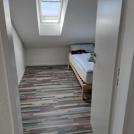 Fredi Apartment, Moderne Ruhige Wohnung, Nur 4 Km Von Der A2 Apartamento *