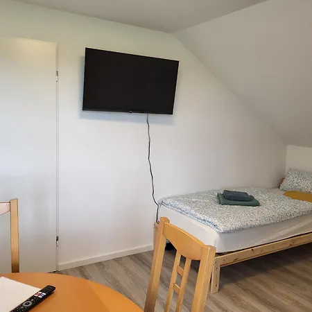 Fredi Apartment, Moderne Ruhige Wohnung, Nur 4 Km Von Der A2 * Leopoldshohe