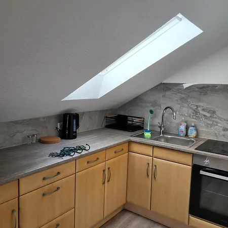 Fredi Apartment, Moderne Ruhige Wohnung, Nur 4 Km Von Der A2 Apartamento