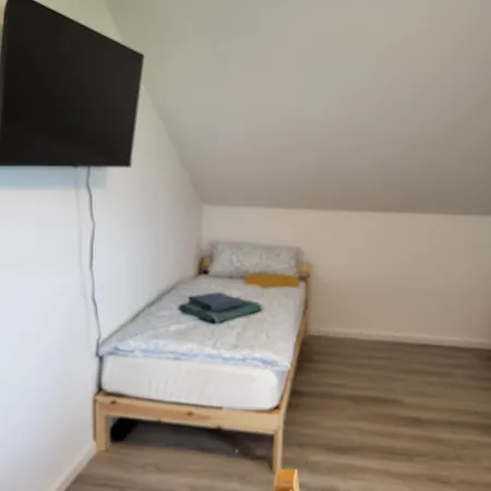 Fredi Apartment, Moderne Ruhige Wohnung, Nur 4 Km Von Der A2