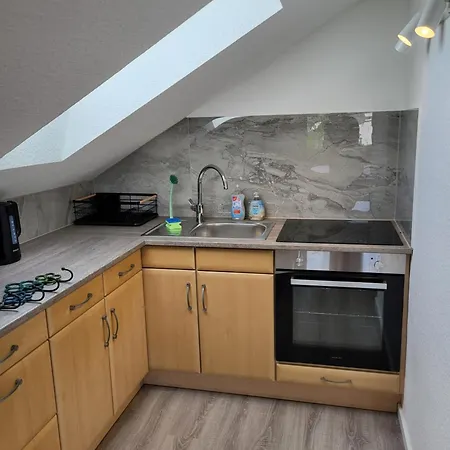 Fredi Apartment, Moderne Ruhige Wohnung, Nur 4 Km Von Der A2