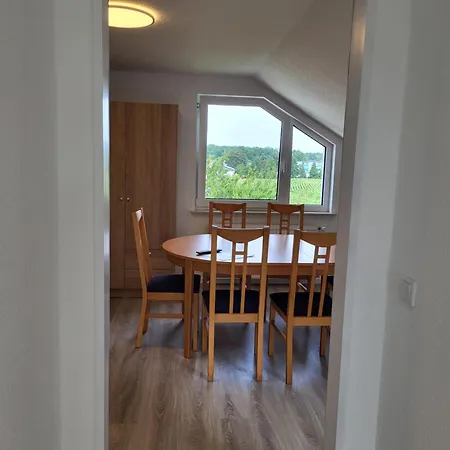 Fredi Apartment, Moderne Ruhige Wohnung, Nur 4 Km Von Der A2 Leopoldshohe