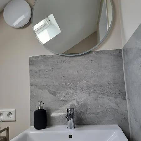 Apartamento Fredi Apartment, Moderne Ruhige Wohnung, Nur 4 Km Von Der A2 Leopoldshohe