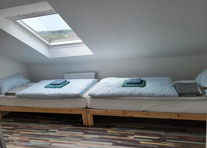 Fredi Apartment, Moderne Ruhige Wohnung, Nur 4 Km Von Der A2