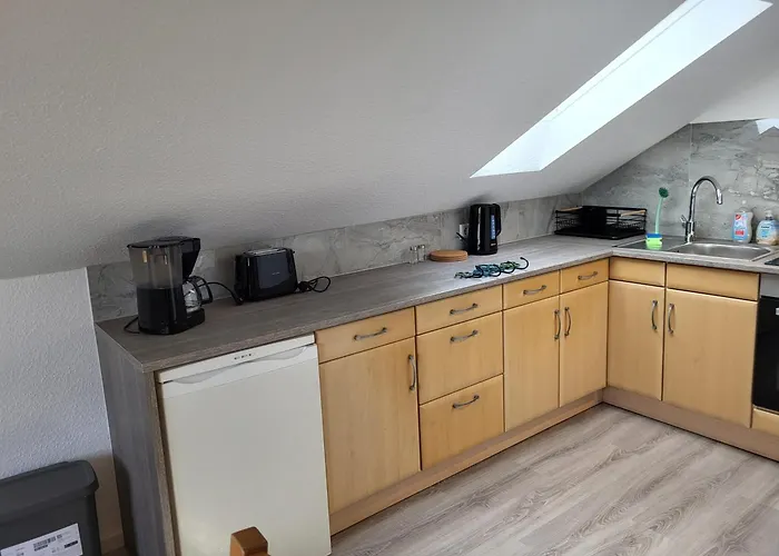 Fredi Apartment, Moderne Ruhige Wohnung, Nur 4 Km Von Der A2 Leopoldshohe