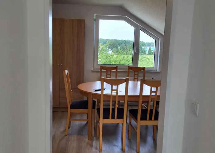 Fredi Apartment, Moderne Ruhige Wohnung, Nur 4 Km Von Der A2 Leopoldshohe