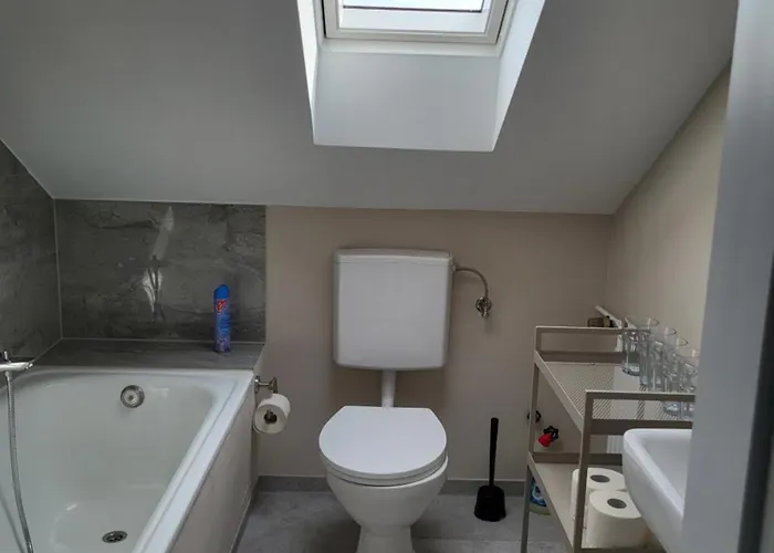 Fredi Apartment, Moderne Ruhige Wohnung, Nur 4 Km Von Der A2 Lejlighed *